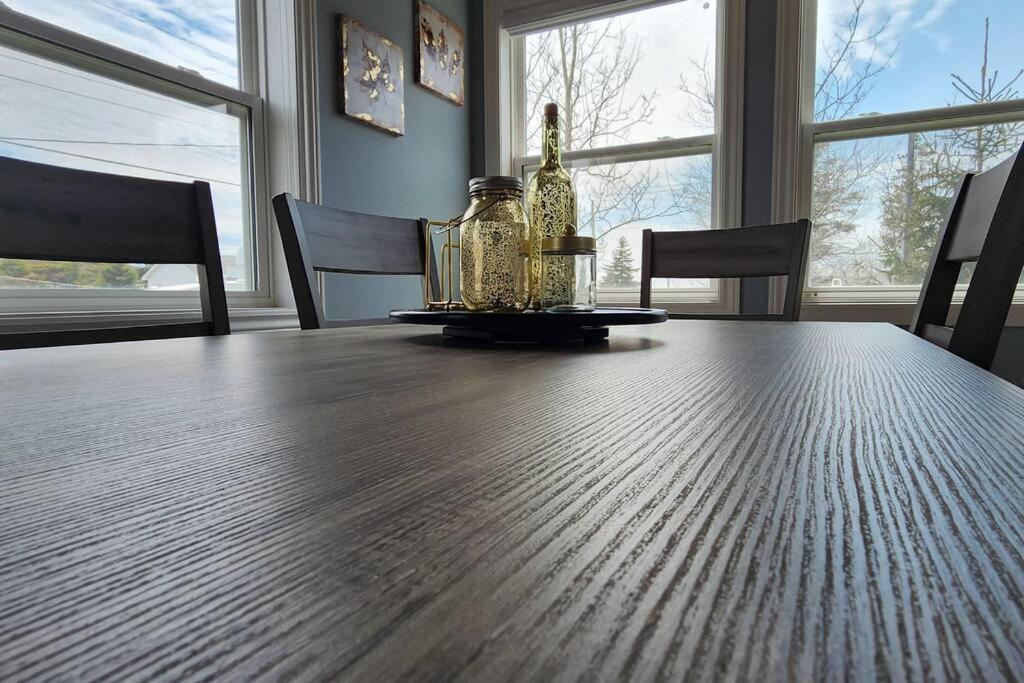 Family Ties Vacation Home - Rossy House Twillingate Esterno foto