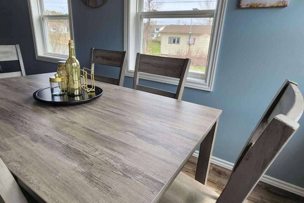 Family Ties Vacation Home - Rossy House Twillingate Esterno foto